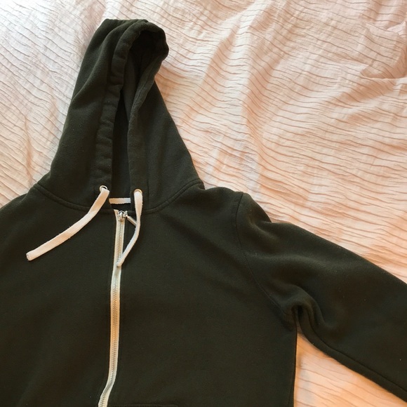 Forest green zip up sweater - Picture 2 of 2